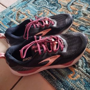 Trail Running Shoes